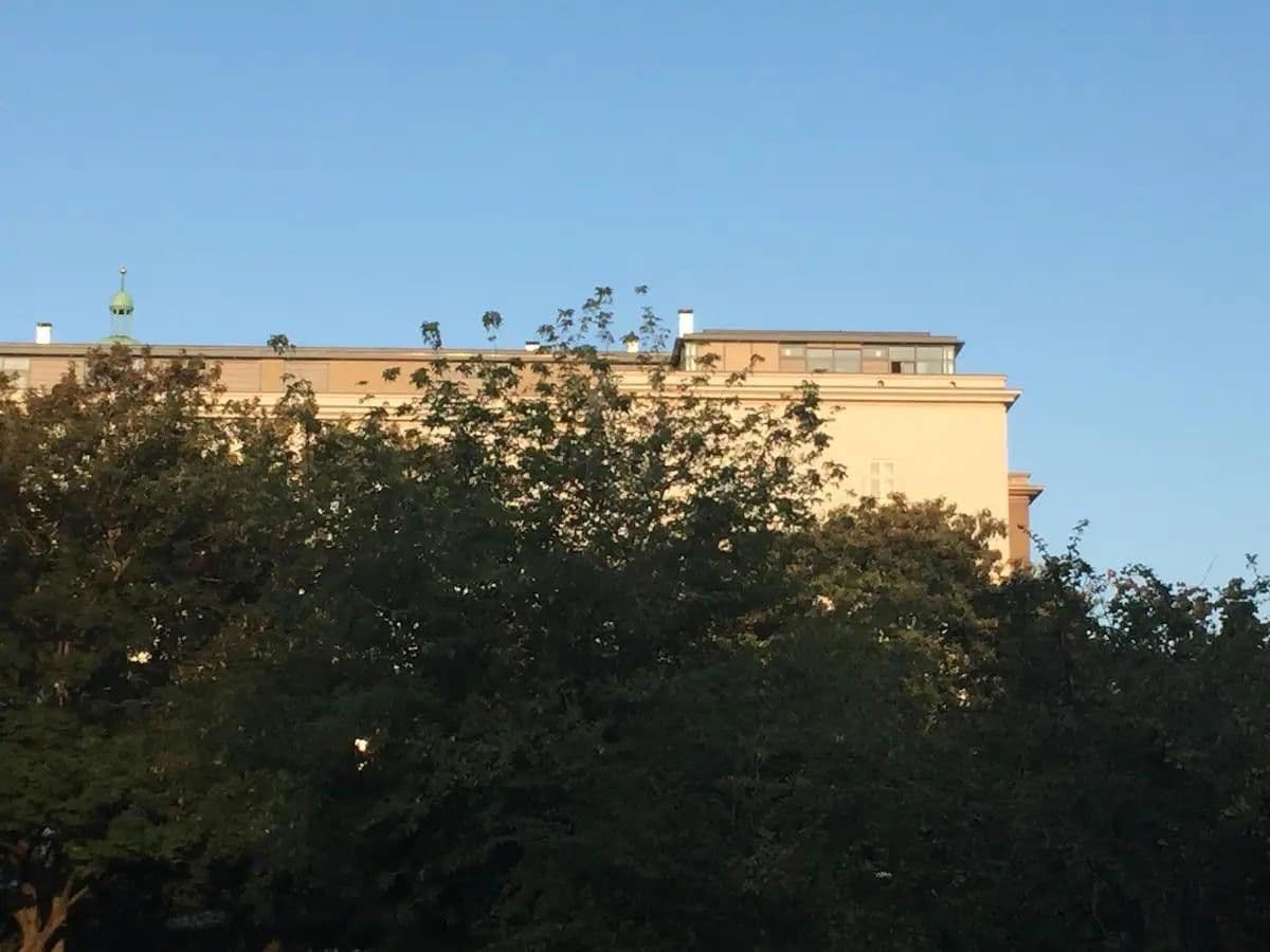 Pronájem bytu 3+1 139 m², Frankfurter Tor 4, Berlin, Berlín Pronájem bytu 3+1 139 m², Frankfurter Tor 4, Berlin, Berlín