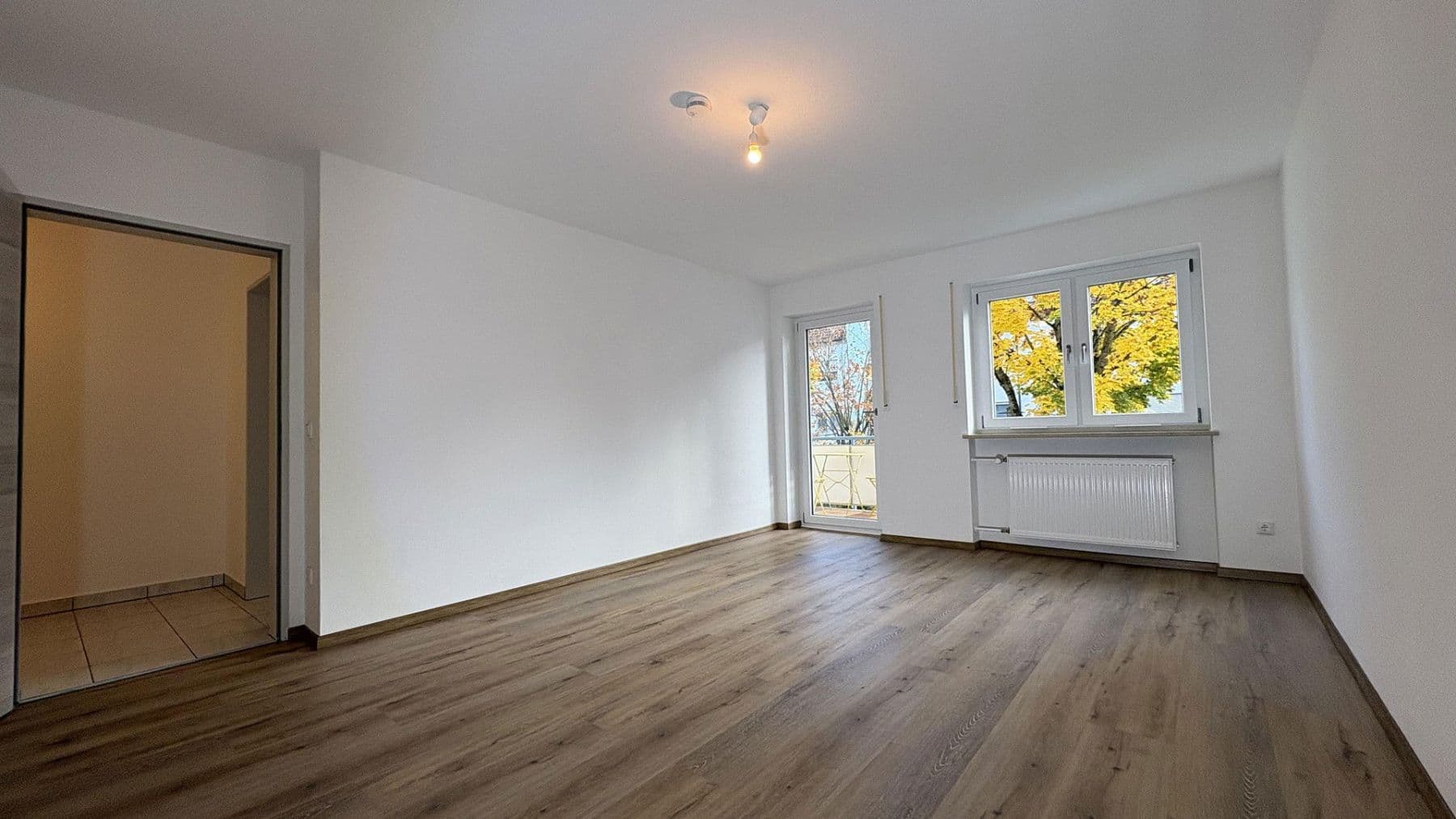 Pronájem bytu 3+1 85 m², Spitzwegstrasse 12, Mühldorf, Bavorsko Pronájem bytu 3+1 85 m², Spitzwegstrasse 12, Mühldorf, Bavorsko
