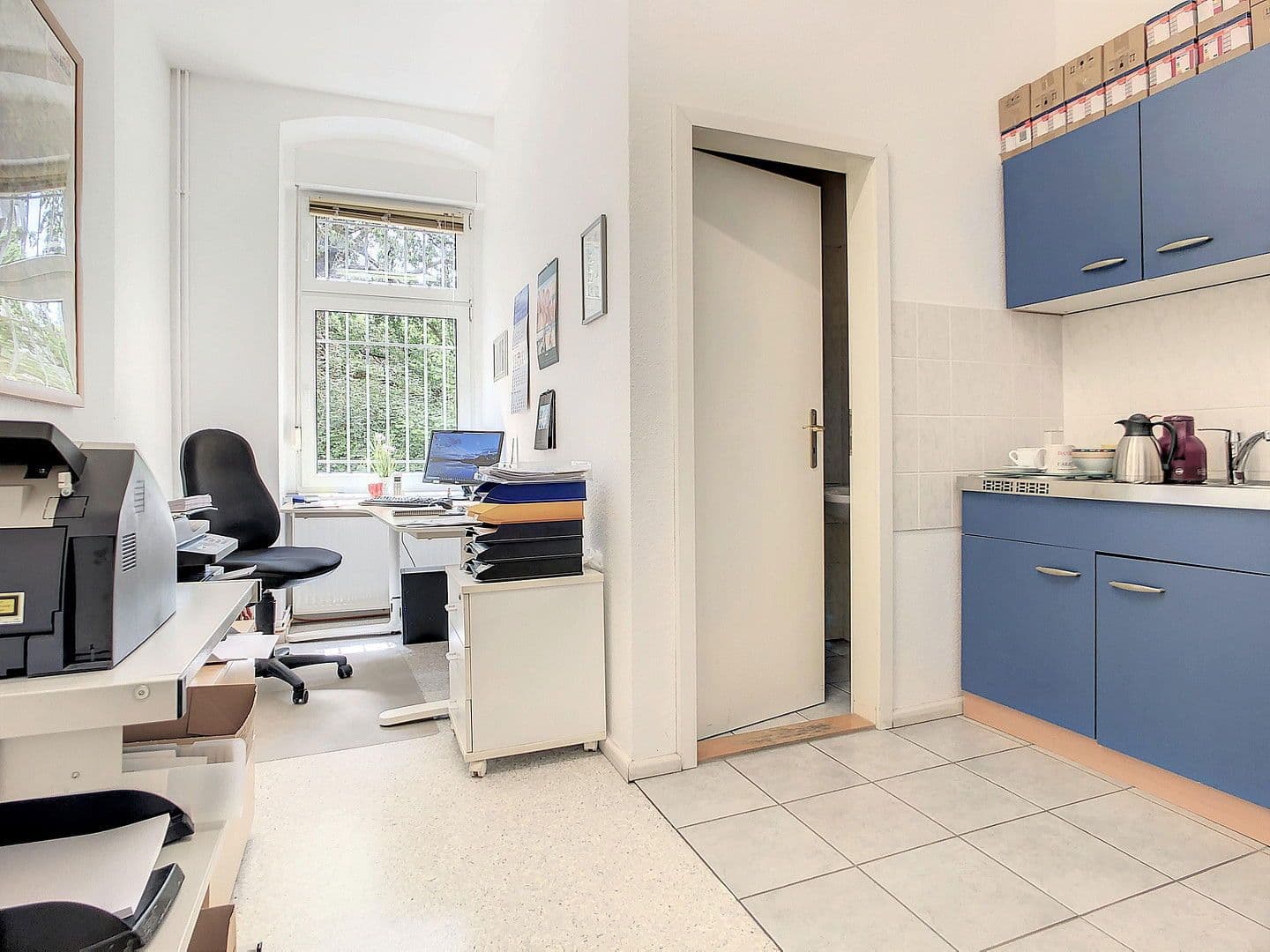 Prodej bytu 3+1 71 m², Rigaer Str. 12, Berlin, Berlín Prodej bytu 3+1 71 m², Rigaer Str. 12, Berlin, Berlín