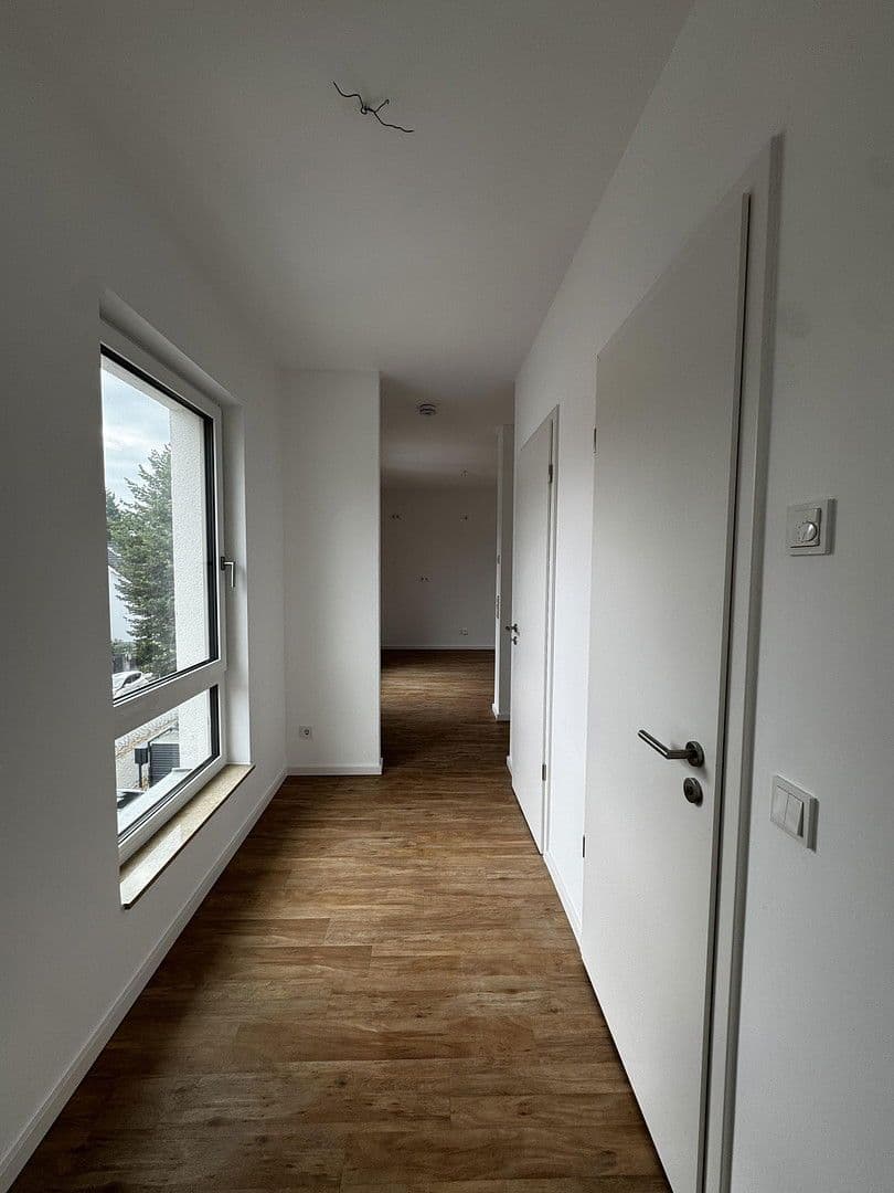 Pronájem bytu 3+1 97 m², Flakenstraße 24, Erkner, Braniborsko Pronájem bytu 3+1 97 m², Flakenstraße 24, Erkner, Braniborsko