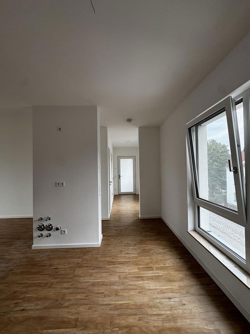 Pronájem bytu 3+1 97 m², Flakenstraße 24, Erkner, Braniborsko Pronájem bytu 3+1 97 m², Flakenstraße 24, Erkner, Braniborsko