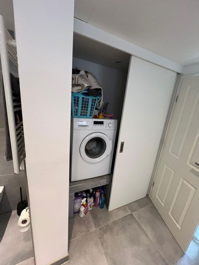 Prodej domu 210 m², pozemek 507 m², Blankenbergerstr. 87, Hennef (Sieg), Severní Porýní-Vestfálsko Prodej domu 210 m², pozemek 507 m², Blankenbergerstr. 87, Hennef (Sieg), Severní Porýní-Vestfálsko