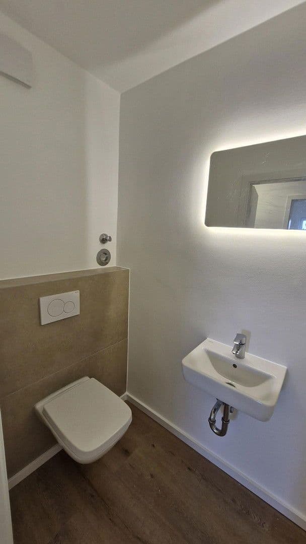 Prodej bytu 3+1 88 m², Tilsiter Weg 3, Kaarst, Severní Porýní-Vestfálsko Prodej bytu 3+1 88 m², Tilsiter Weg 3, Kaarst, Severní Porýní-Vestfálsko