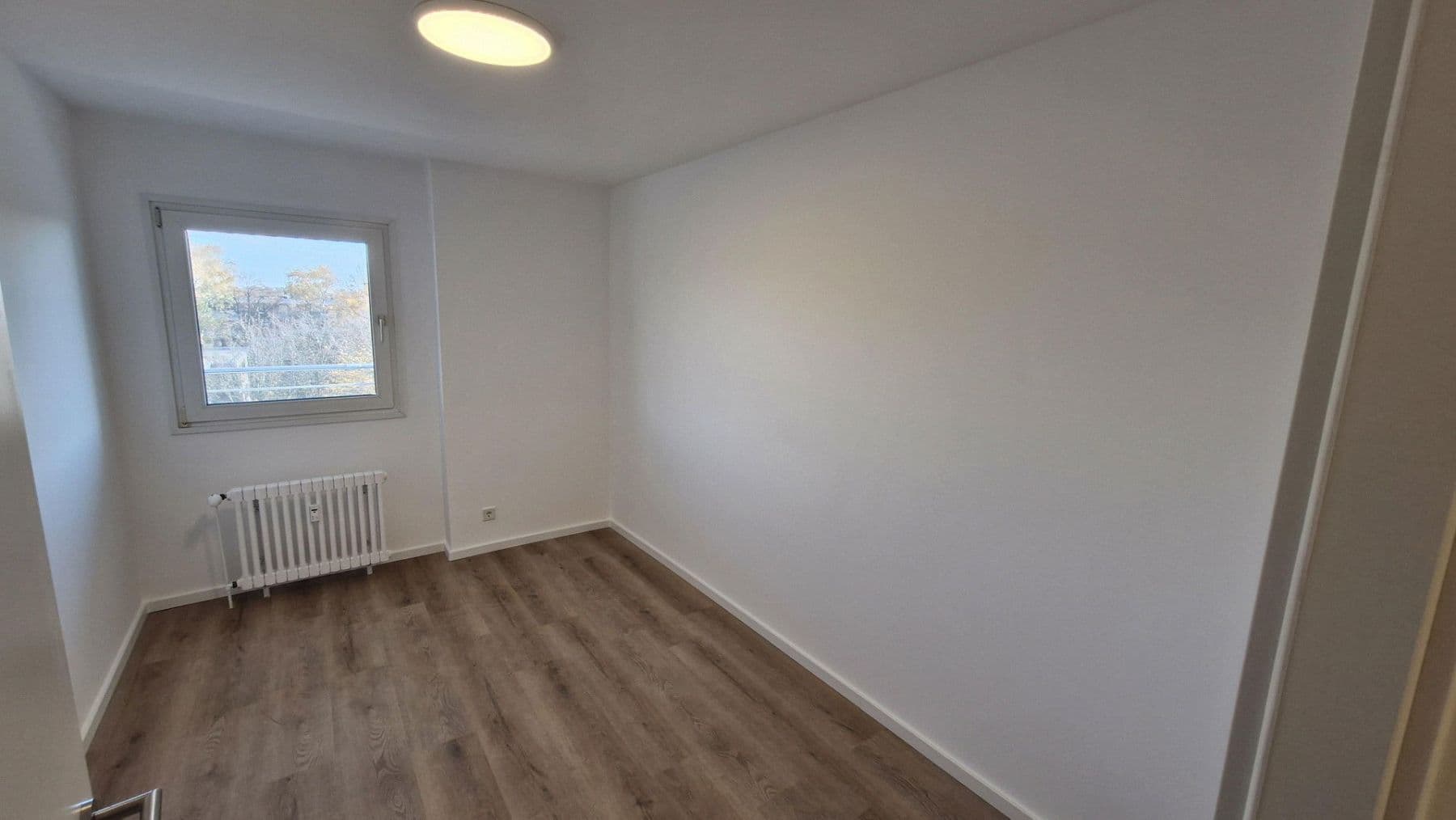 Prodej bytu 3+1 88 m², Tilsiter Weg 3, Kaarst, Severní Porýní-Vestfálsko Prodej bytu 3+1 88 m², Tilsiter Weg 3, Kaarst, Severní Porýní-Vestfálsko