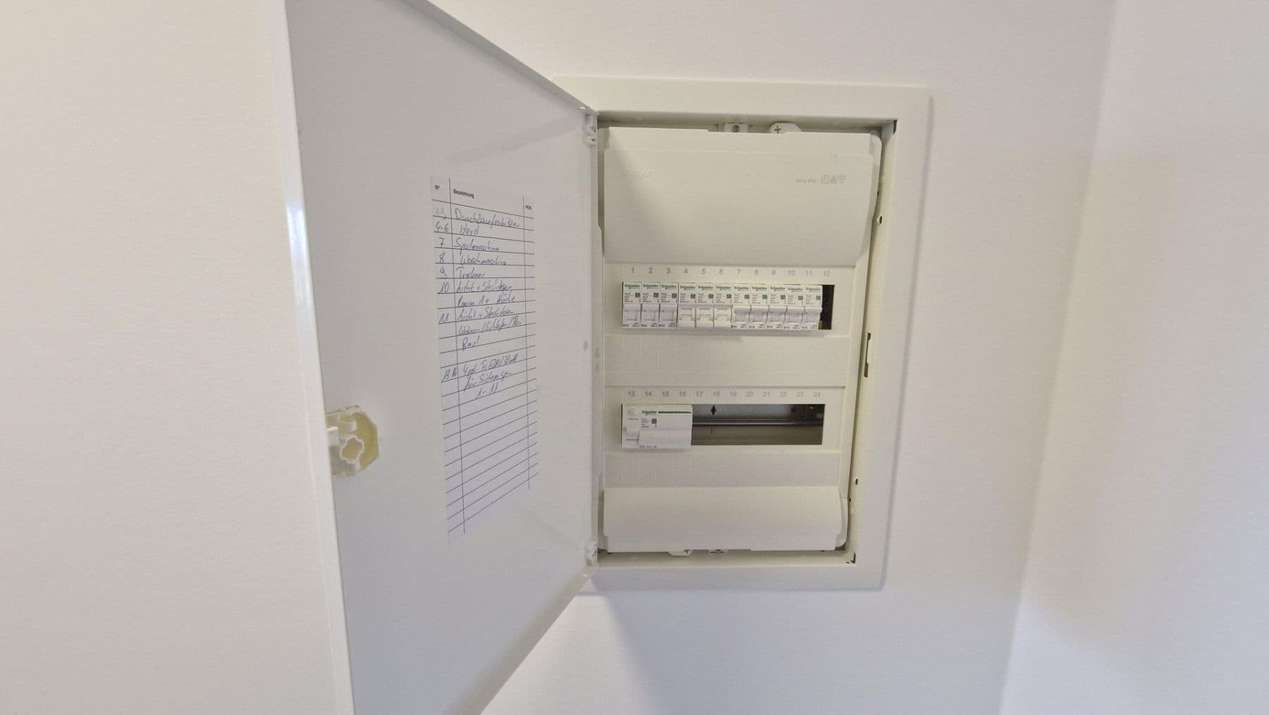 Prodej bytu 3+1 88 m², Tilsiter Weg 3, Kaarst, Severní Porýní-Vestfálsko Prodej bytu 3+1 88 m², Tilsiter Weg 3, Kaarst, Severní Porýní-Vestfálsko