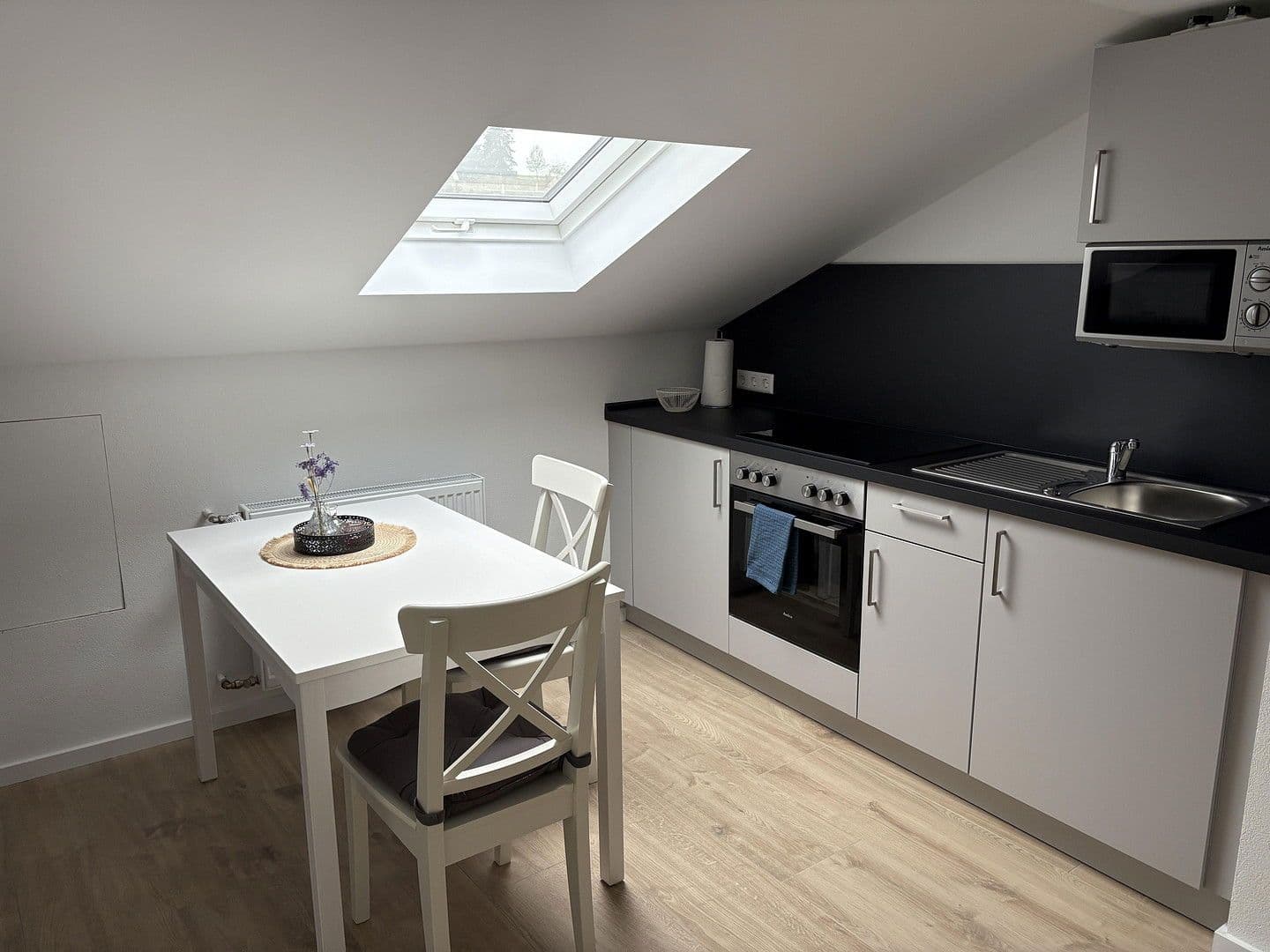 Prodej domu 320 m², pozemek 1.000 m², Mühlenweg 12, Oberwesel, Porýní-Falc Prodej domu 320 m², pozemek 1.000 m², Mühlenweg 12, Oberwesel, Porýní-Falc