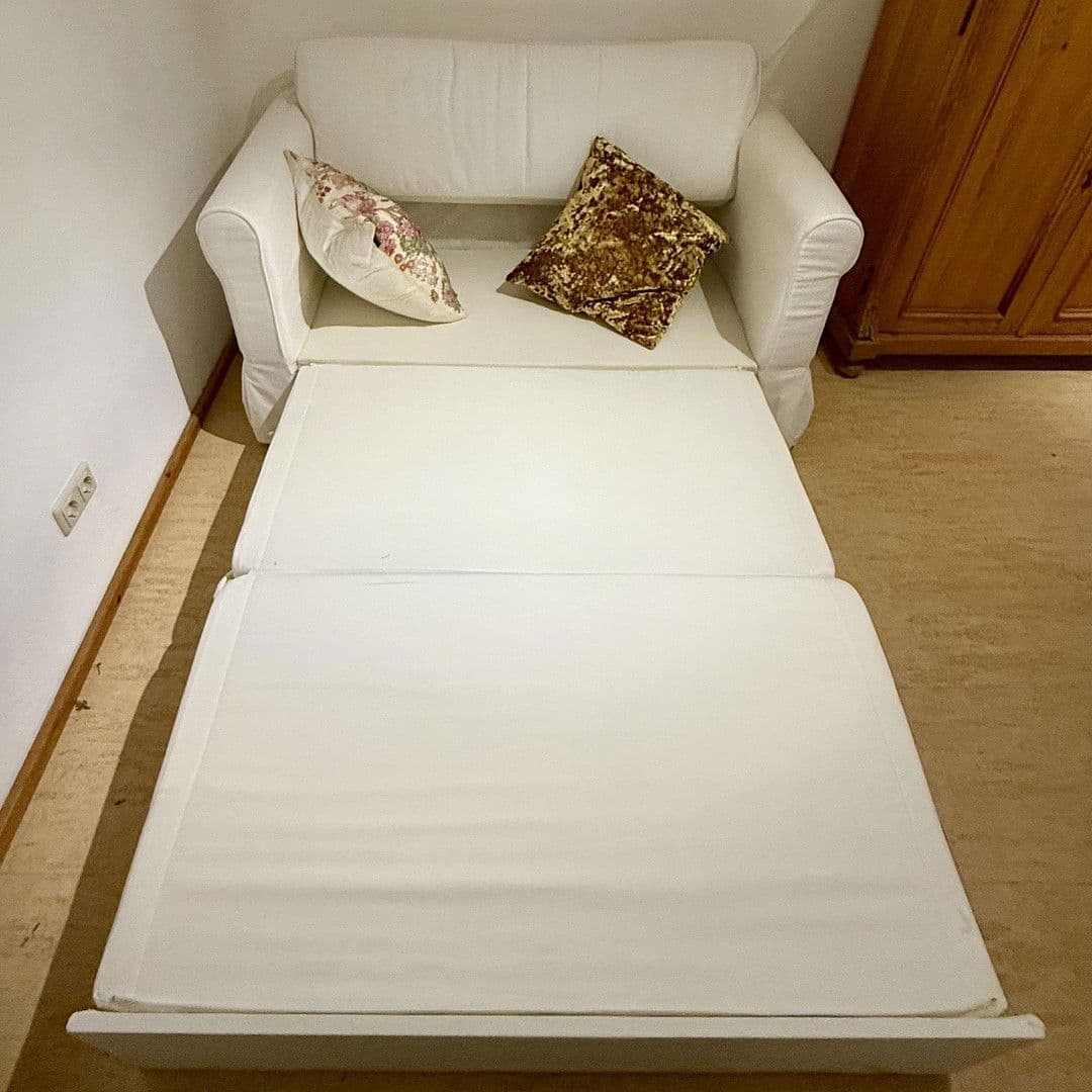 Pronájem bytu 12 m², Stuttgart, Bádensko-Württembersko Pronájem bytu 12 m², Stuttgart, Bádensko-Württembersko