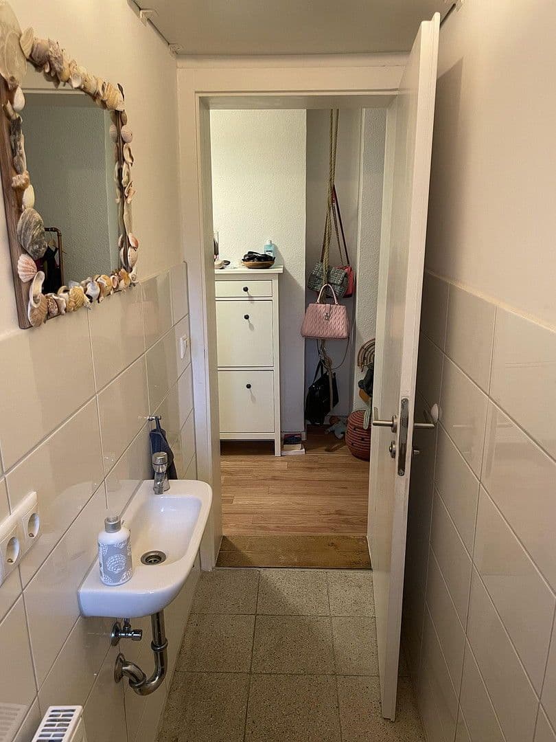 Pronájem bytu 3+1 102 m², Karl-Wilhelm-Str. 10, Karlsruhe, Bádensko-Württembersko Pronájem bytu 3+1 102 m², Karl-Wilhelm-Str. 10, Karlsruhe, Bádensko-Württembersko