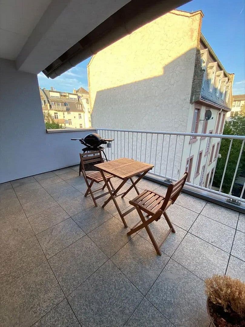 Pronájem bytu 2+1 72 m², Frankfurt am Main, Hessen Pronájem bytu 2+1 72 m², Frankfurt am Main, Hessen