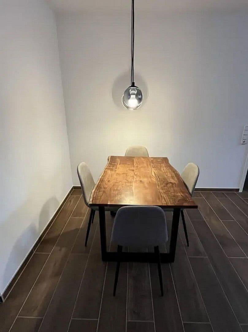 Pronájem bytu 2+1 72 m², Frankfurt am Main, Hessen Pronájem bytu 2+1 72 m², Frankfurt am Main, Hessen