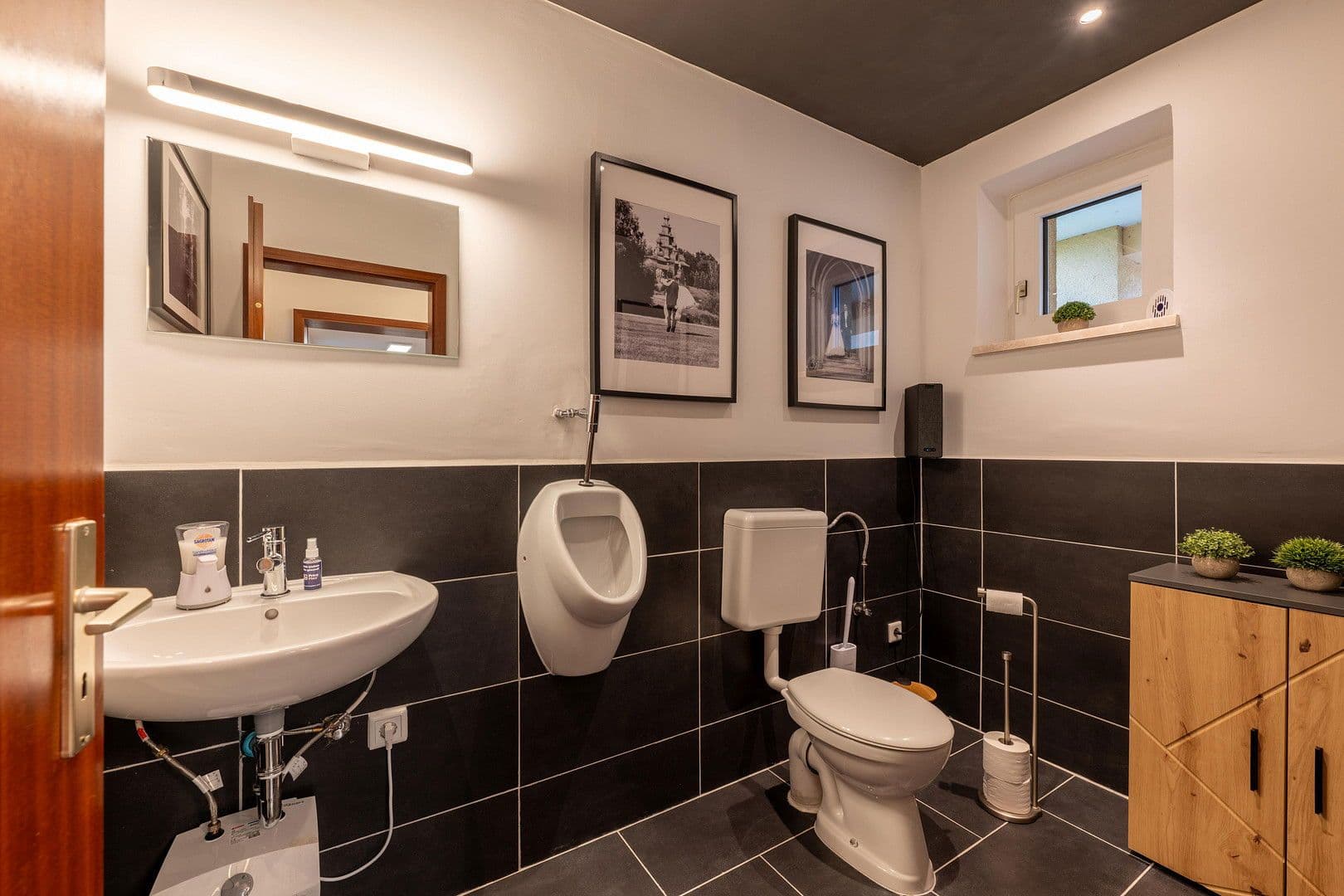 Prodej domu 273 m², pozemek 1.200 m², Oebisfelde-Weferlingen, Sasko-Anhaltsko Prodej domu 273 m², pozemek 1.200 m², Oebisfelde-Weferlingen, Sasko-Anhaltsko