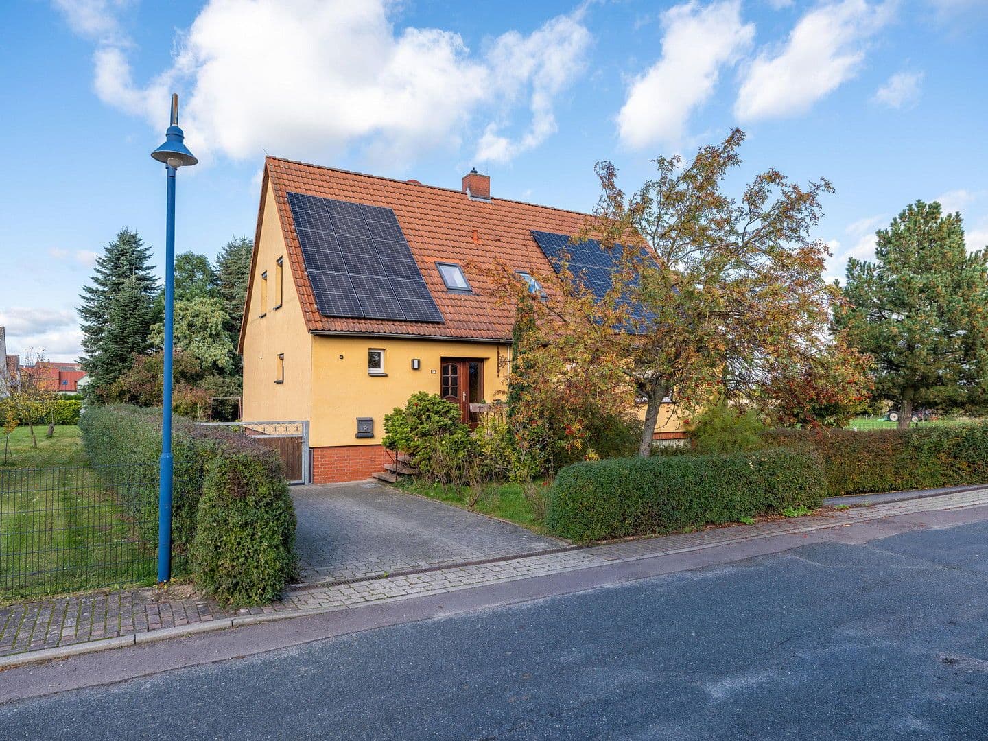 Prodej domu 273 m², pozemek 1.200 m², Oebisfelde-Weferlingen, Sasko-Anhaltsko Prodej domu 273 m², pozemek 1.200 m², Oebisfelde-Weferlingen, Sasko-Anhaltsko
