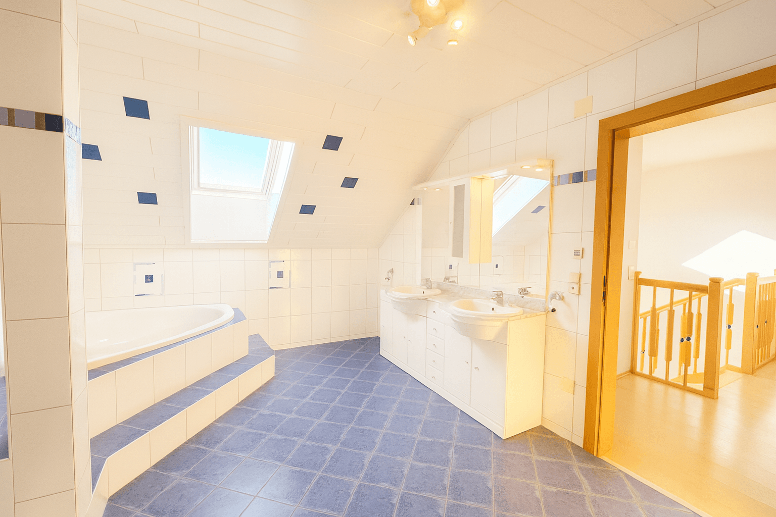 Prodej domu 204 m², pozemek 1.416 m², Günstalstrasse 29, Lockenhaus, Hradsko Prodej domu 204 m², pozemek 1.416 m², Günstalstrasse 29, Lockenhaus, Hradsko