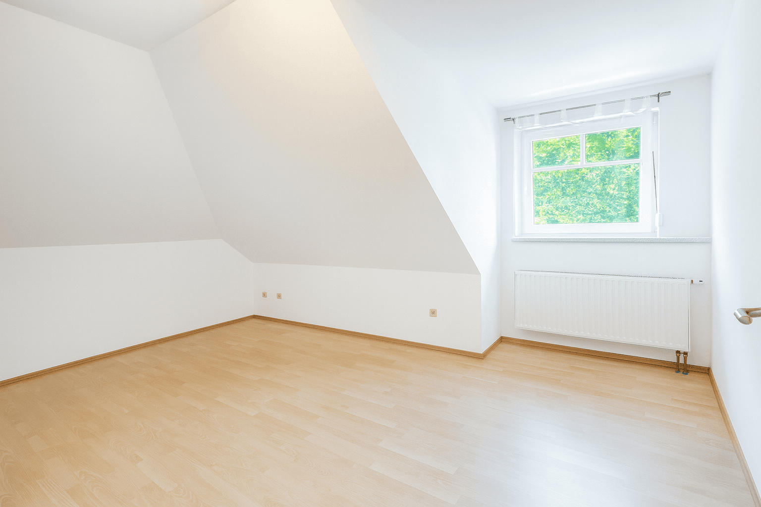 Prodej domu 204 m², pozemek 1.416 m², Günstalstrasse 29, Lockenhaus, Hradsko Prodej domu 204 m², pozemek 1.416 m², Günstalstrasse 29, Lockenhaus, Hradsko