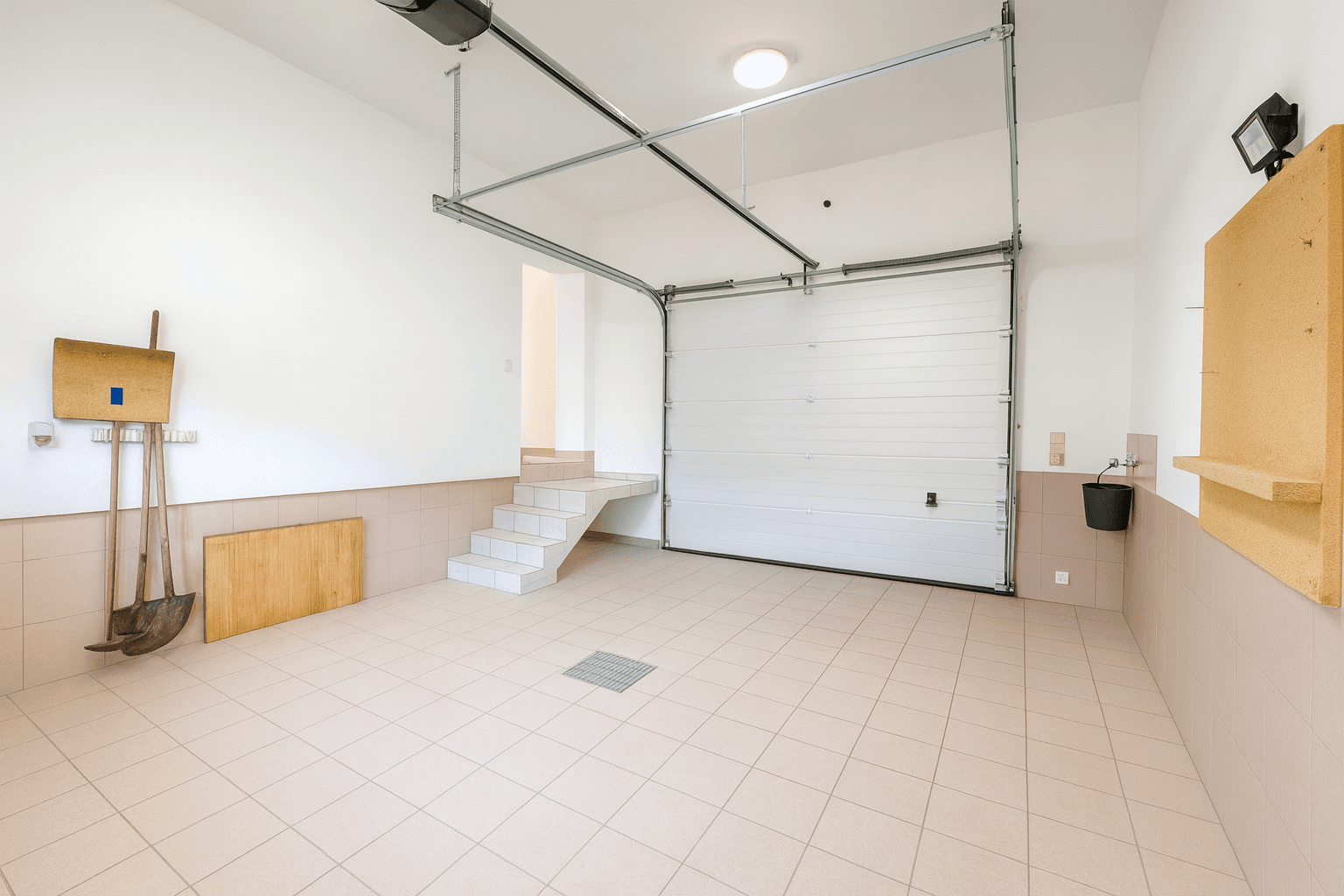 Prodej domu 204 m², pozemek 1.416 m², Günstalstrasse 29, Lockenhaus, Hradsko Prodej domu 204 m², pozemek 1.416 m², Günstalstrasse 29, Lockenhaus, Hradsko