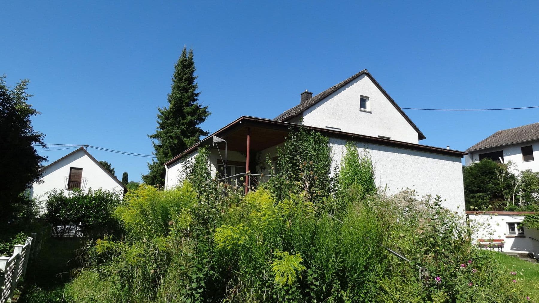 Prodej domu 216 m², pozemek 963 m², Oberer Kirchwiesenweg 20, Frankfurt am Main, Nieder-Eschbach, Hessen Prodej domu 216 m², pozemek 963 m², Oberer Kirchwiesenweg 20, Frankfurt am Main, Nieder-Eschbach, Hessen