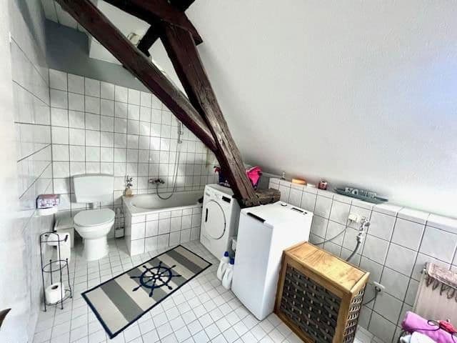 Pronájem bytu 5+1 142 m², Rathausstraße 1, Hochheim, Hessen Pronájem bytu 5+1 142 m², Rathausstraße 1, Hochheim, Hessen