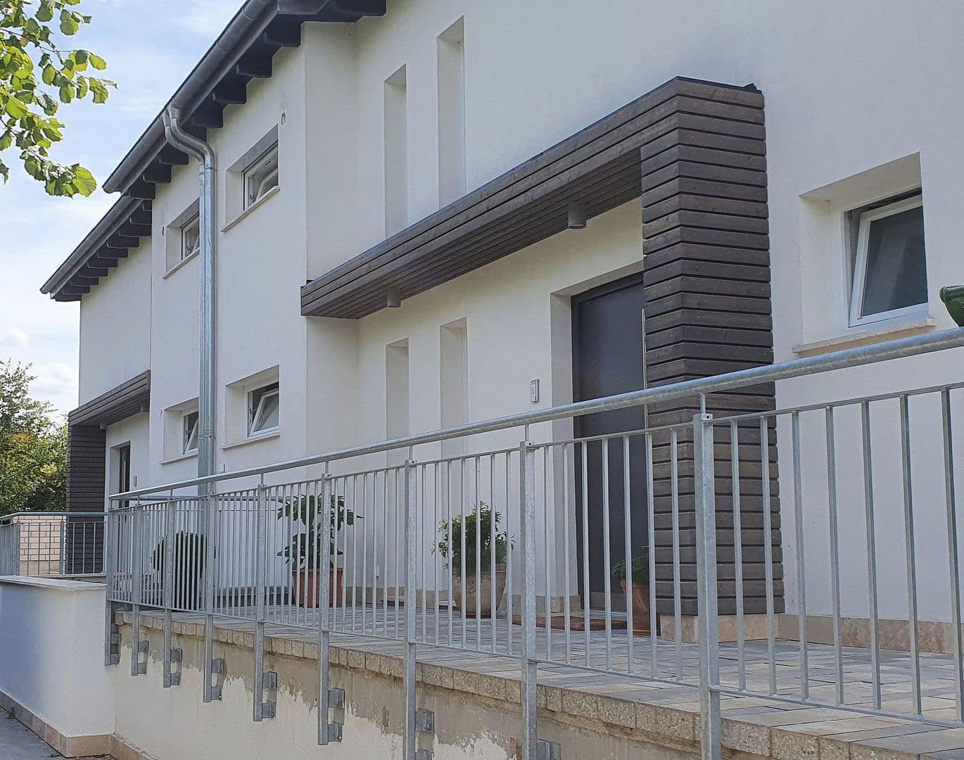 Pronájem domu 155 m², pozemek 300 m², Am kollergang 4, Nittendorf, Bavorsko Pronájem domu 155 m², pozemek 300 m², Am kollergang 4, Nittendorf, Bavorsko