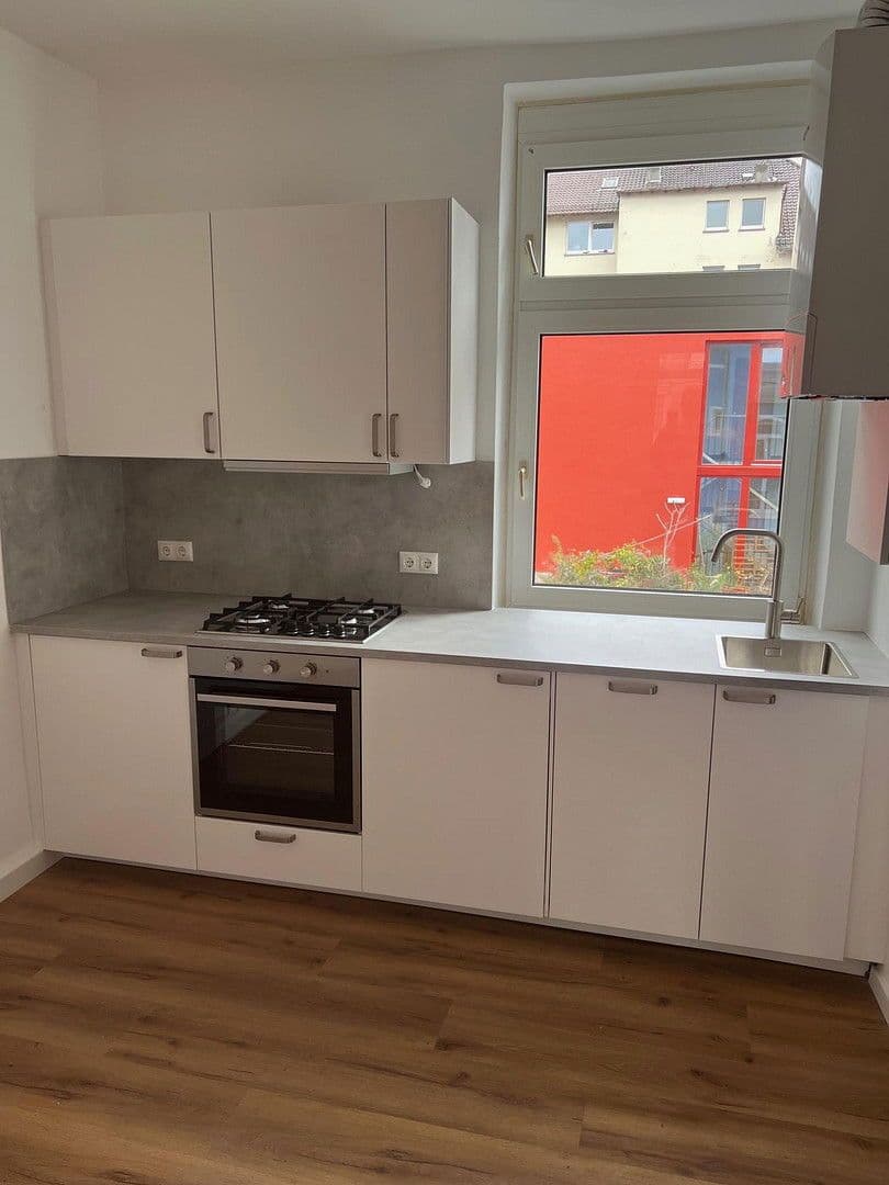 Pronájem bytu 1+1 39 m², Höhenstraße 32, Frankfurt am Main, Hessen Pronájem bytu 1+1 39 m², Höhenstraße 32, Frankfurt am Main, Hessen