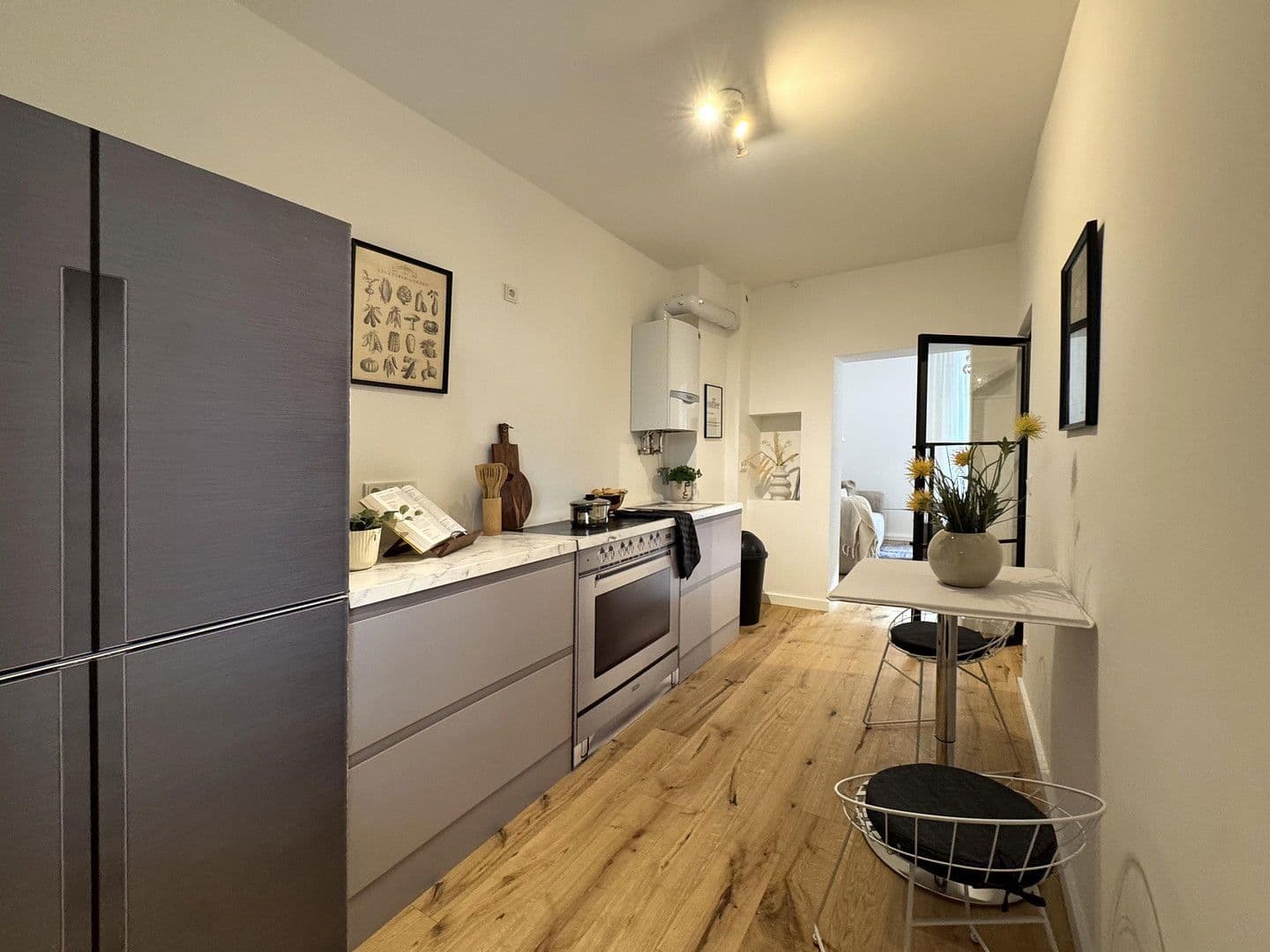 Prodej bytu 3+1 65 m², Köln, Severní Porýní-Vestfálsko Prodej bytu 3+1 65 m², Köln, Severní Porýní-Vestfálsko