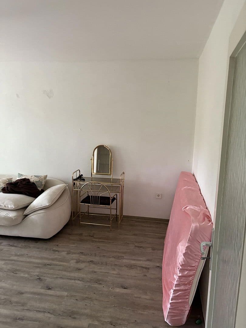 Pronájem bytu 1+1 38 m², Hohenfelder Stieg 5, Geesthacht, Šlesvicko-Holštýnsko Pronájem bytu 1+1 38 m², Hohenfelder Stieg 5, Geesthacht, Šlesvicko-Holštýnsko