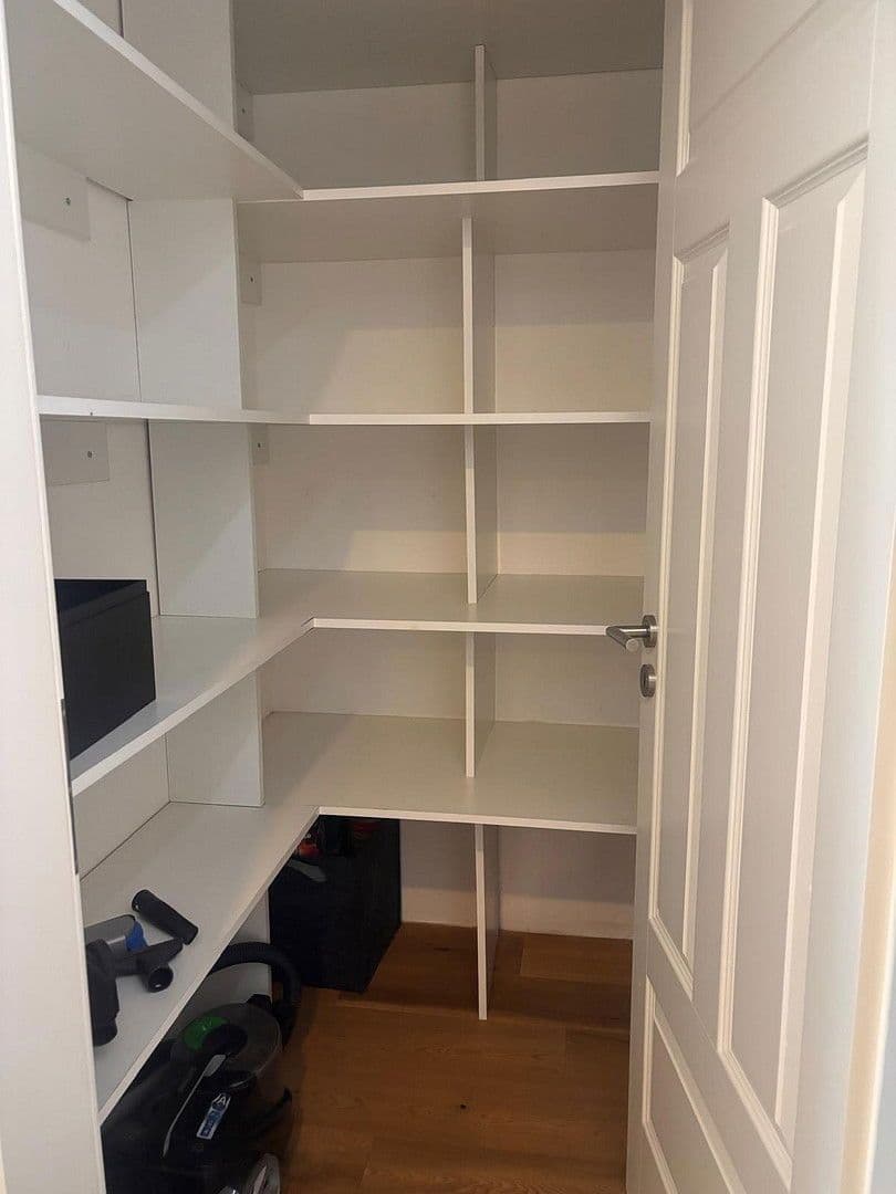 Pronájem bytu 3+1 75 m², München, Bavorsko Pronájem bytu 3+1 75 m², München, Bavorsko