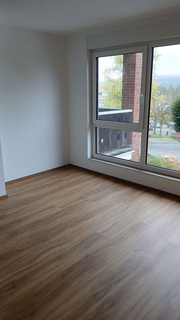 Prodej nebytového prostoru 1.445 m², Bad Soden-Salmünster, Hessen Prodej nebytového prostoru 1.445 m², Bad Soden-Salmünster, Hessen
