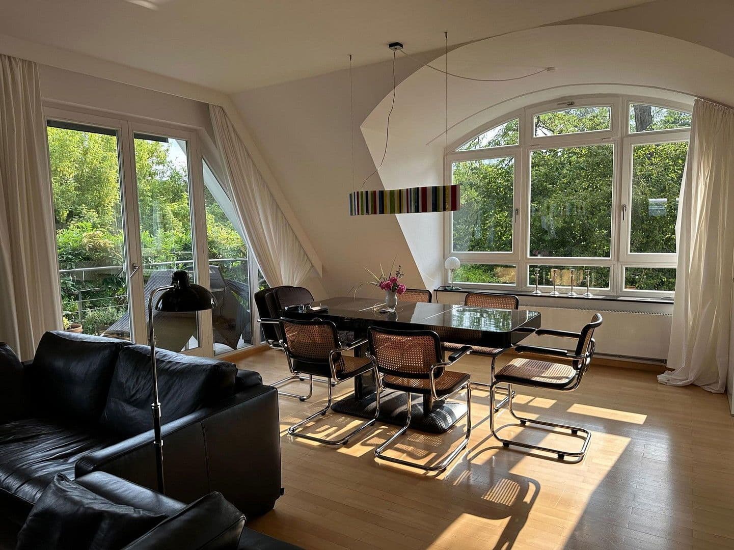 Prodej bytu 4+1 142 m², Berlin, Berlín Prodej bytu 4+1 142 m², Berlin, Berlín