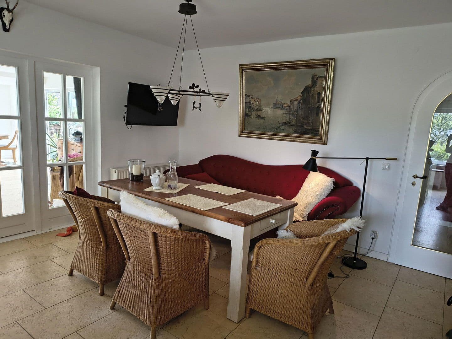 Prodej domu 240 m², pozemek 861 m², Neustadt am Rübenberge, Dolní Sasko Prodej domu 240 m², pozemek 861 m², Neustadt am Rübenberge, Dolní Sasko