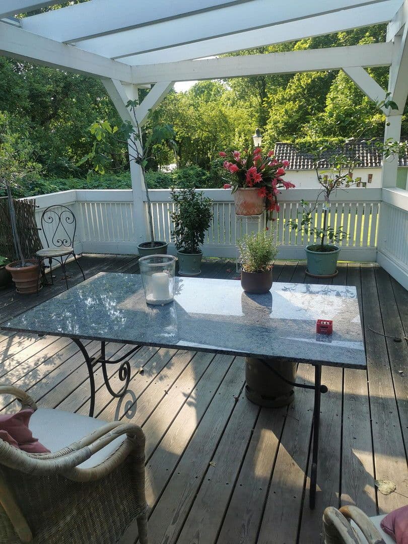 Prodej domu 240 m², pozemek 861 m², Neustadt am Rübenberge, Dolní Sasko Prodej domu 240 m², pozemek 861 m², Neustadt am Rübenberge, Dolní Sasko