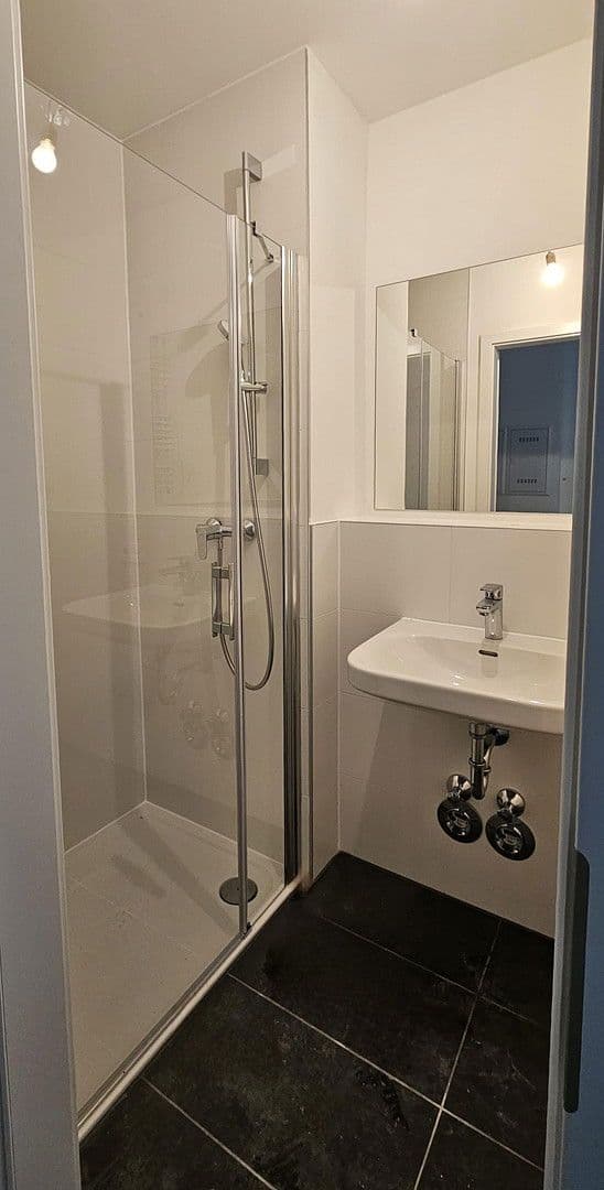 Pronájem bytu 1+1 42 m², Tunnelstraße 94, Augsburg, Bavorsko Pronájem bytu 1+1 42 m², Tunnelstraße 94, Augsburg, Bavorsko