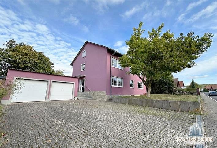 Prodej domu 185 m², pozemek 841 m², Kolpingstraße 3, Külsheim, Bádensko-Württembersko Prodej domu 185 m², pozemek 841 m², Kolpingstraße 3, Külsheim, Bádensko-Württembersko
