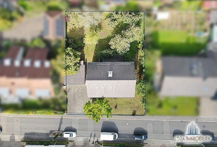 Prodej domu 185 m², pozemek 841 m², Kolpingstraße 3, Külsheim, Bádensko-Württembersko Prodej domu 185 m², pozemek 841 m², Kolpingstraße 3, Külsheim, Bádensko-Württembersko