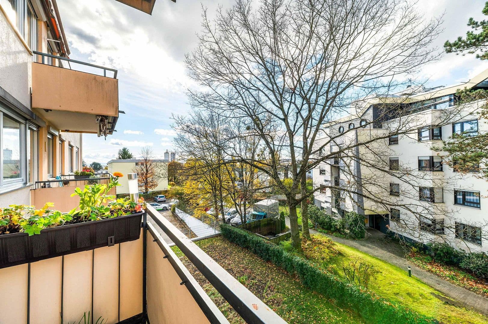 Prodej bytu 3+1 77 m², Mühlhaldenstraße, Stuttgart, Bádensko-Württembersko Prodej bytu 3+1 77 m², Mühlhaldenstraße, Stuttgart, Bádensko-Württembersko