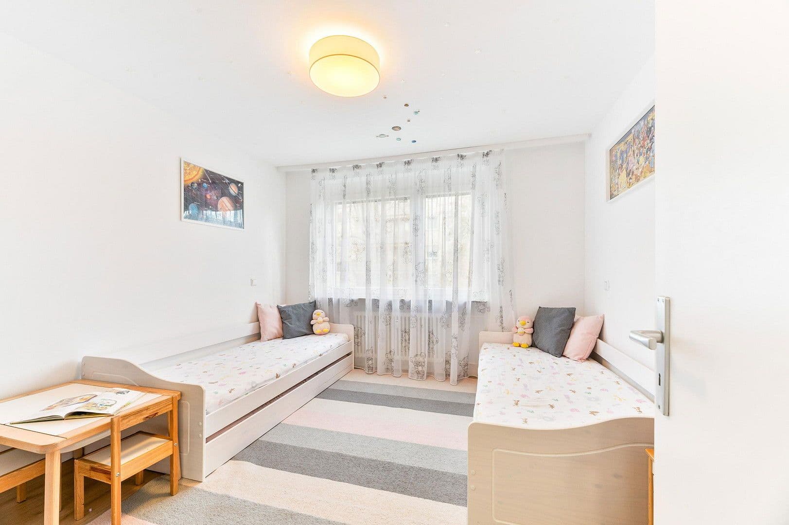 Prodej bytu 3+1 77 m², Mühlhaldenstraße, Stuttgart, Bádensko-Württembersko Prodej bytu 3+1 77 m², Mühlhaldenstraße, Stuttgart, Bádensko-Württembersko