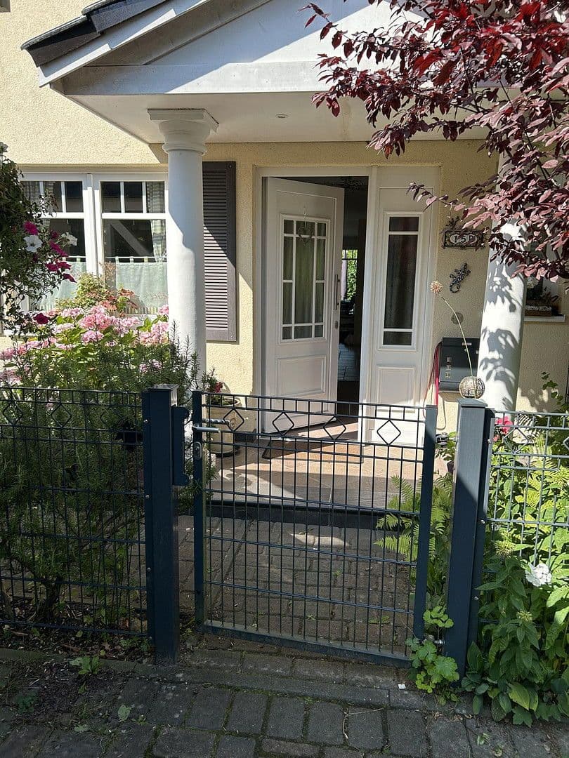 Prodej domu 115 m², pozemek 340 m², Hamburg, Hamburg Prodej domu 115 m², pozemek 340 m², Hamburg, Hamburg