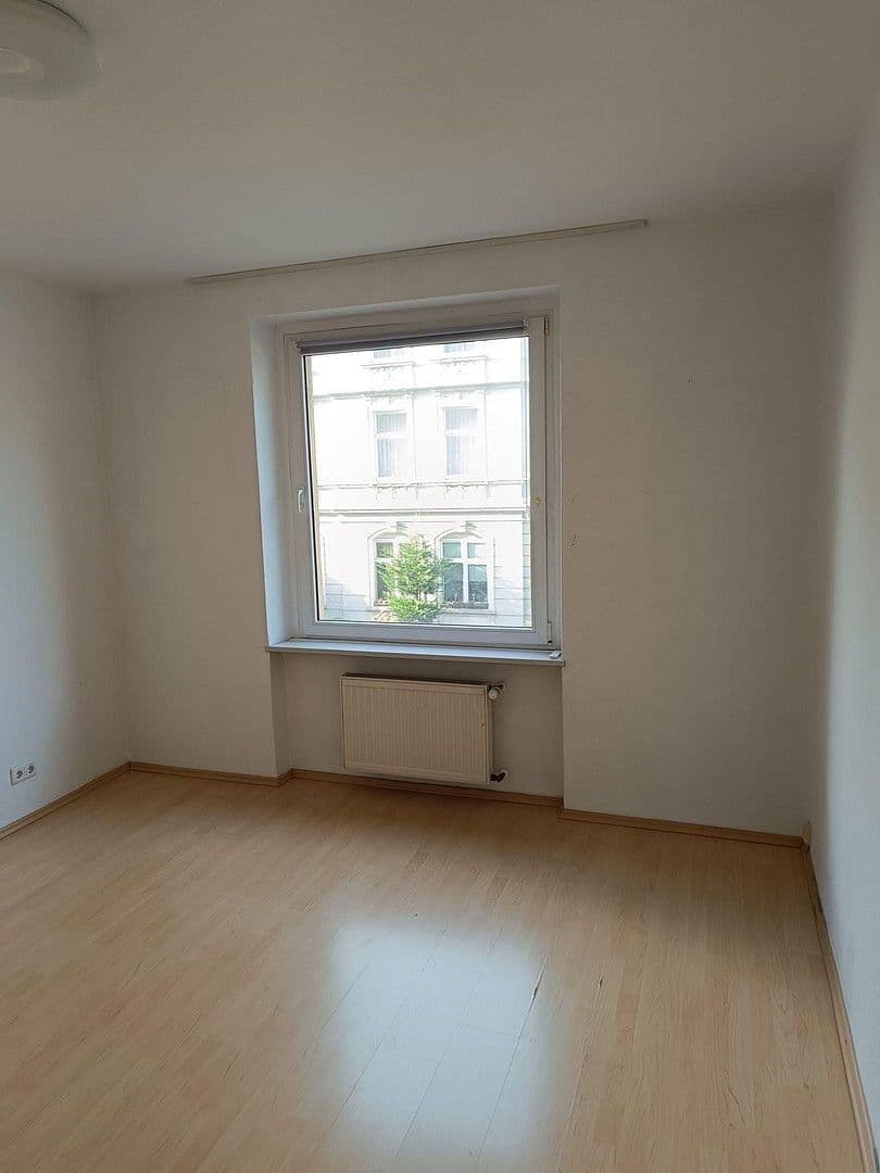 Pronájem bytu 2+1 63 m², Wuppertal, Severní Porýní-Vestfálsko Pronájem bytu 2+1 63 m², Wuppertal, Severní Porýní-Vestfálsko