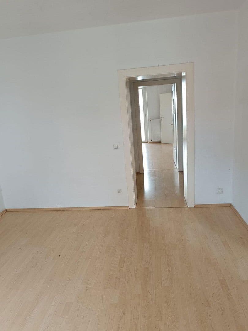 Pronájem bytu 2+1 63 m², Wuppertal, Severní Porýní-Vestfálsko Pronájem bytu 2+1 63 m², Wuppertal, Severní Porýní-Vestfálsko