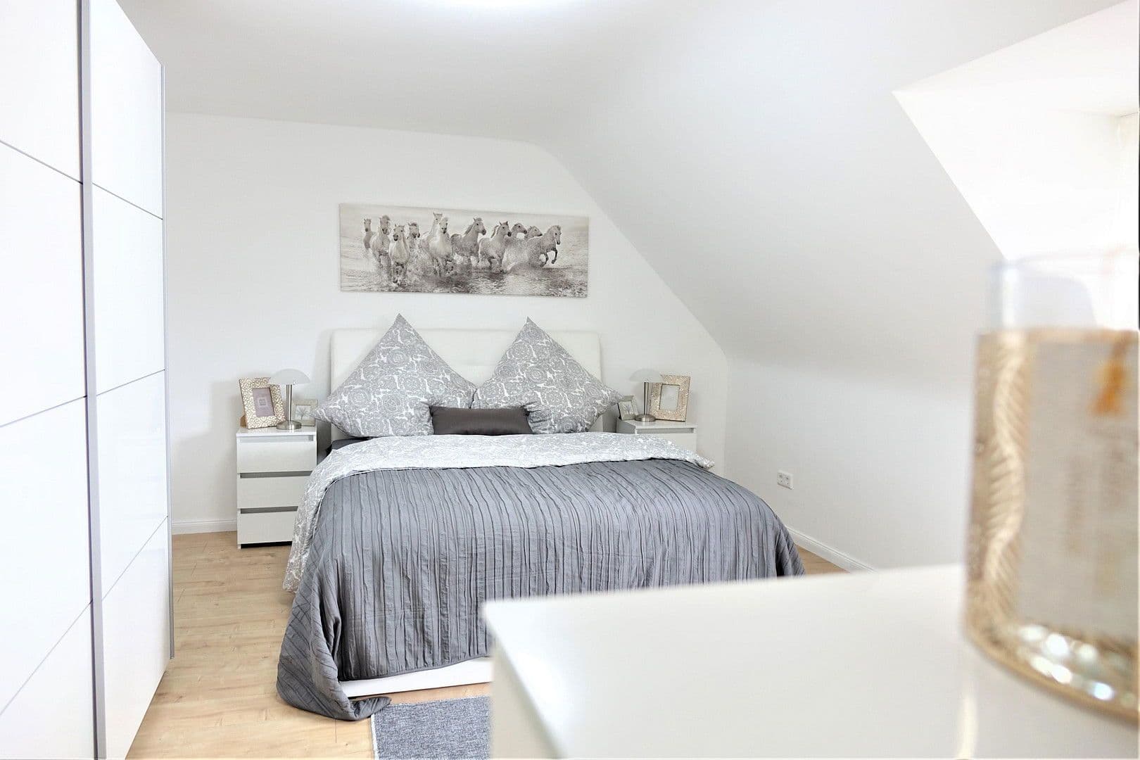 Pronájem bytu 3+1 85 m², Herzogenriedstraße 23, Mannheim, Bádensko-Württembersko Pronájem bytu 3+1 85 m², Herzogenriedstraße 23, Mannheim, Bádensko-Württembersko