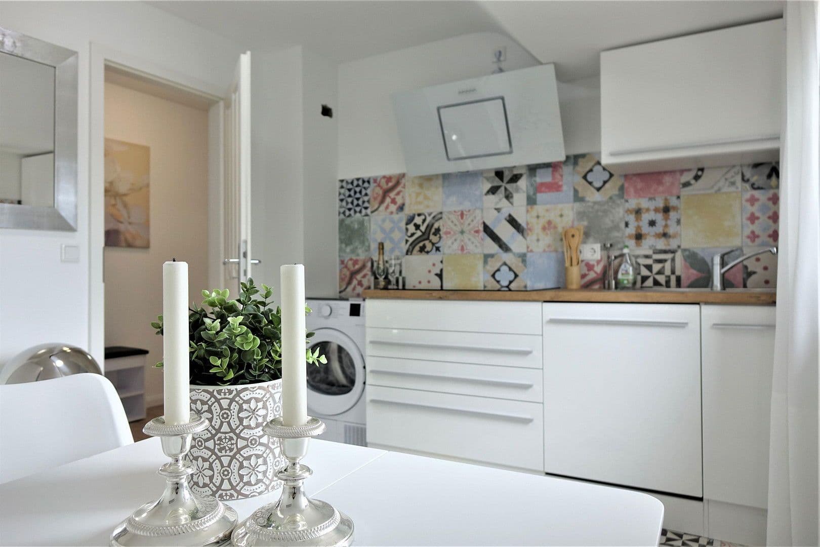 Pronájem bytu 3+1 85 m², Herzogenriedstraße 23, Mannheim, Bádensko-Württembersko Pronájem bytu 3+1 85 m², Herzogenriedstraße 23, Mannheim, Bádensko-Württembersko