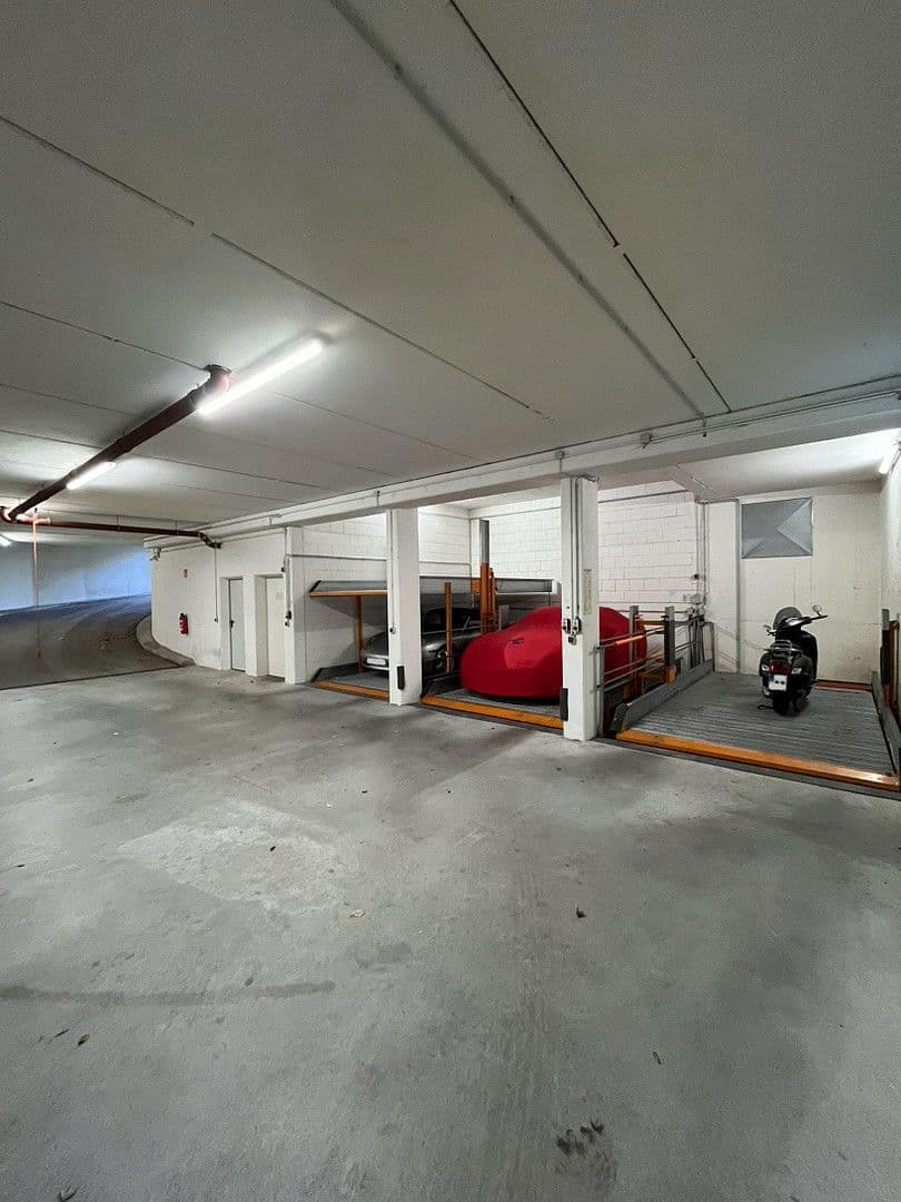 Pronájem bytu 2+1 65 m², Schongauerstraße 3, Wiesbaden, Hessen Pronájem bytu 2+1 65 m², Schongauerstraße 3, Wiesbaden, Hessen