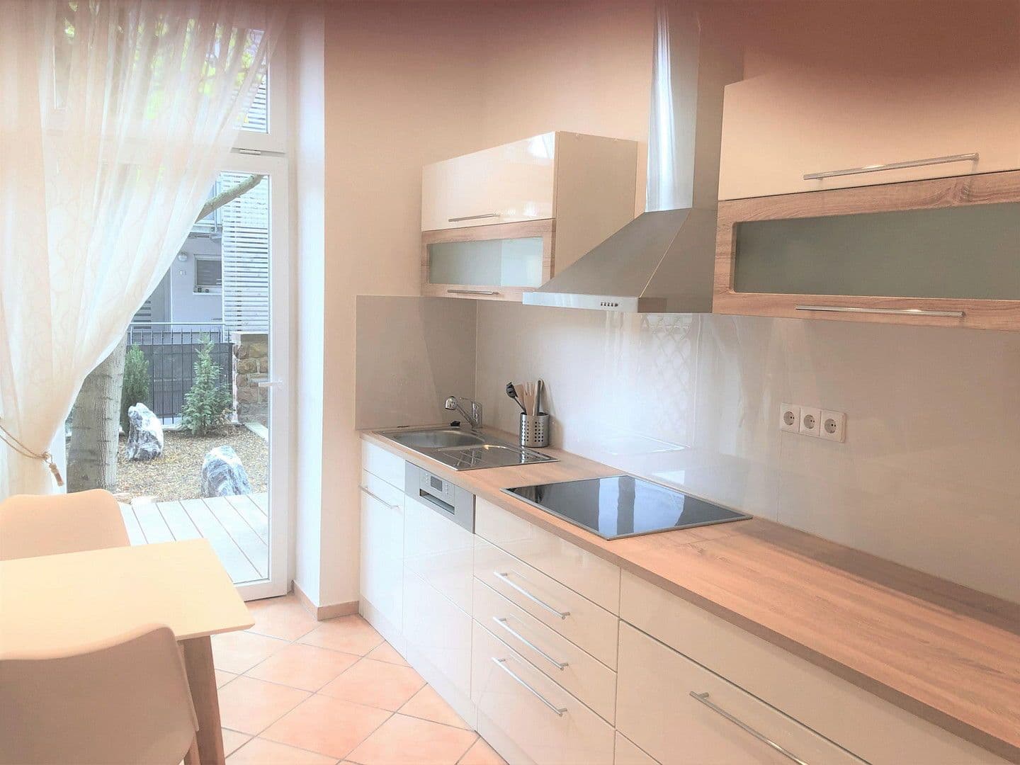 Pronájem bytu 2+1 60 m², Hauptstraße 115, Mannheim, Bádensko-Württembersko Pronájem bytu 2+1 60 m², Hauptstraße 115, Mannheim, Bádensko-Württembersko