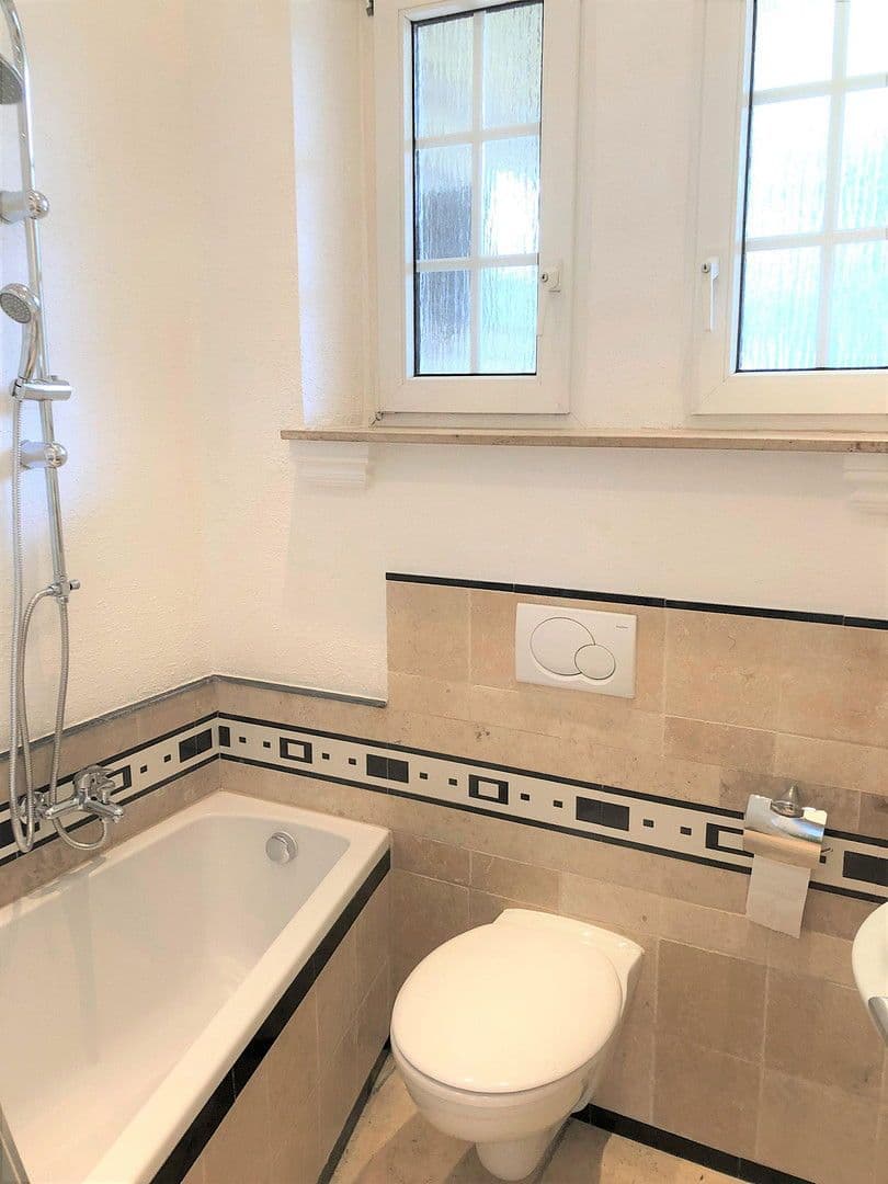 Pronájem bytu 2+1 60 m², Hauptstraße 115, Mannheim, Bádensko-Württembersko Pronájem bytu 2+1 60 m², Hauptstraße 115, Mannheim, Bádensko-Württembersko