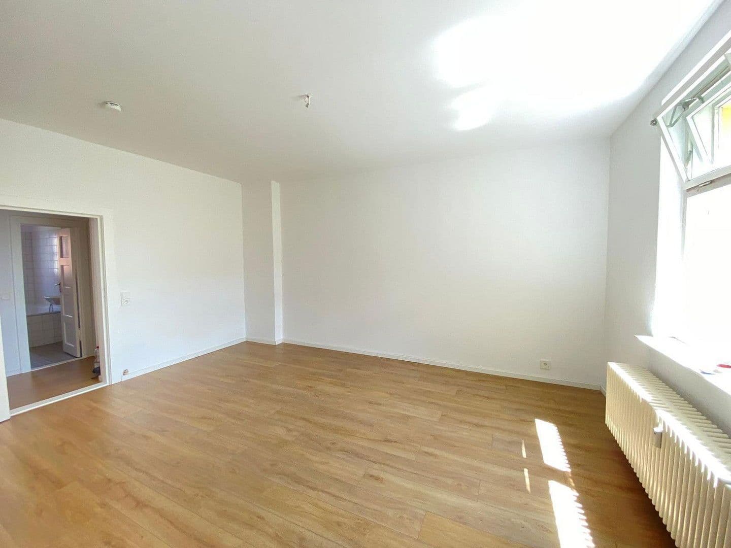 Prodej bytu 2+1 51 m², Heinz-Bartsch-Straße 2, Berlin, Berlín Prodej bytu 2+1 51 m², Heinz-Bartsch-Straße 2, Berlin, Berlín