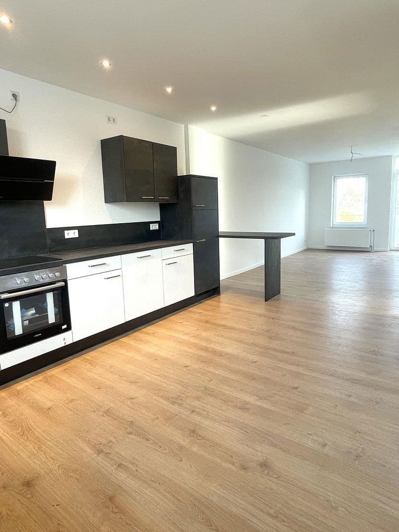 Pronájem bytu 4+1 104 m², Stadthagen, Dolní Sasko Pronájem bytu 4+1 104 m², Stadthagen, Dolní Sasko