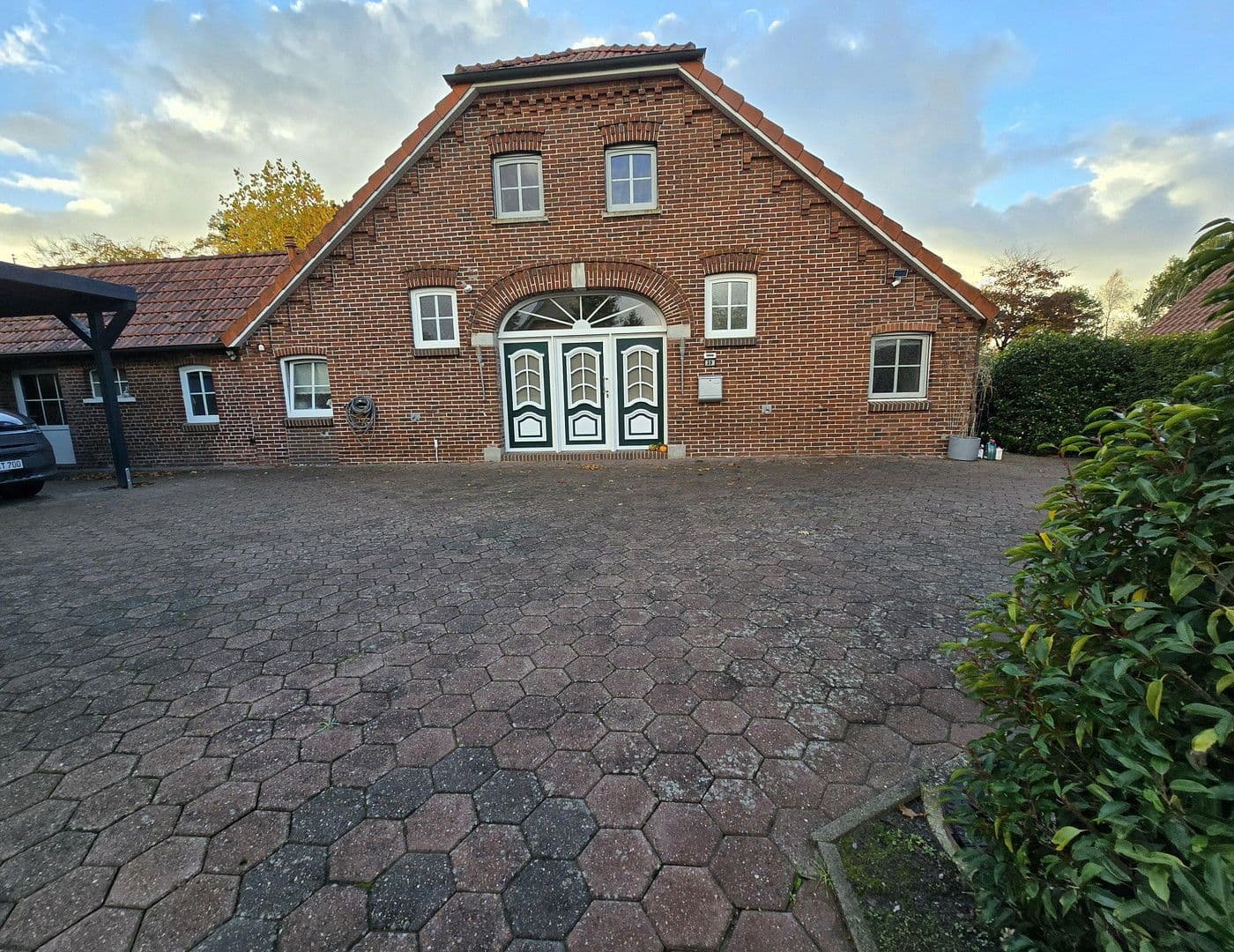 Prodej domu 155 m², pozemek 5.200 m², Jade, Dolní Sasko Prodej domu 155 m², pozemek 5.200 m², Jade, Dolní Sasko