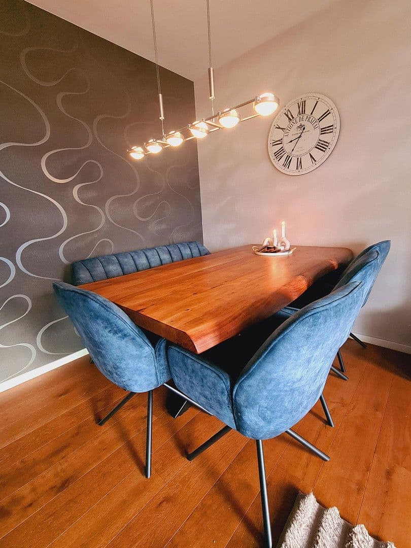 Prodej bytu 3+1 72 m², Vallendar, Porýní-Falc Prodej bytu 3+1 72 m², Vallendar, Porýní-Falc