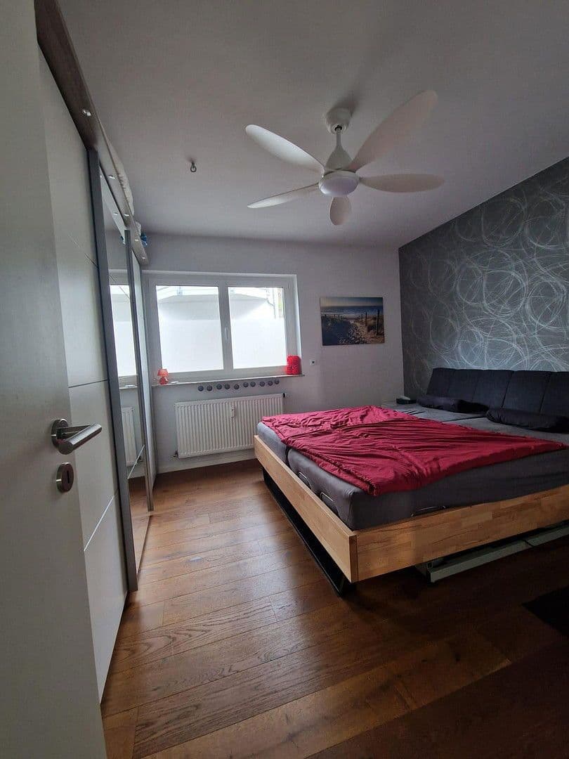 Prodej bytu 3+1 72 m², Vallendar, Porýní-Falc Prodej bytu 3+1 72 m², Vallendar, Porýní-Falc