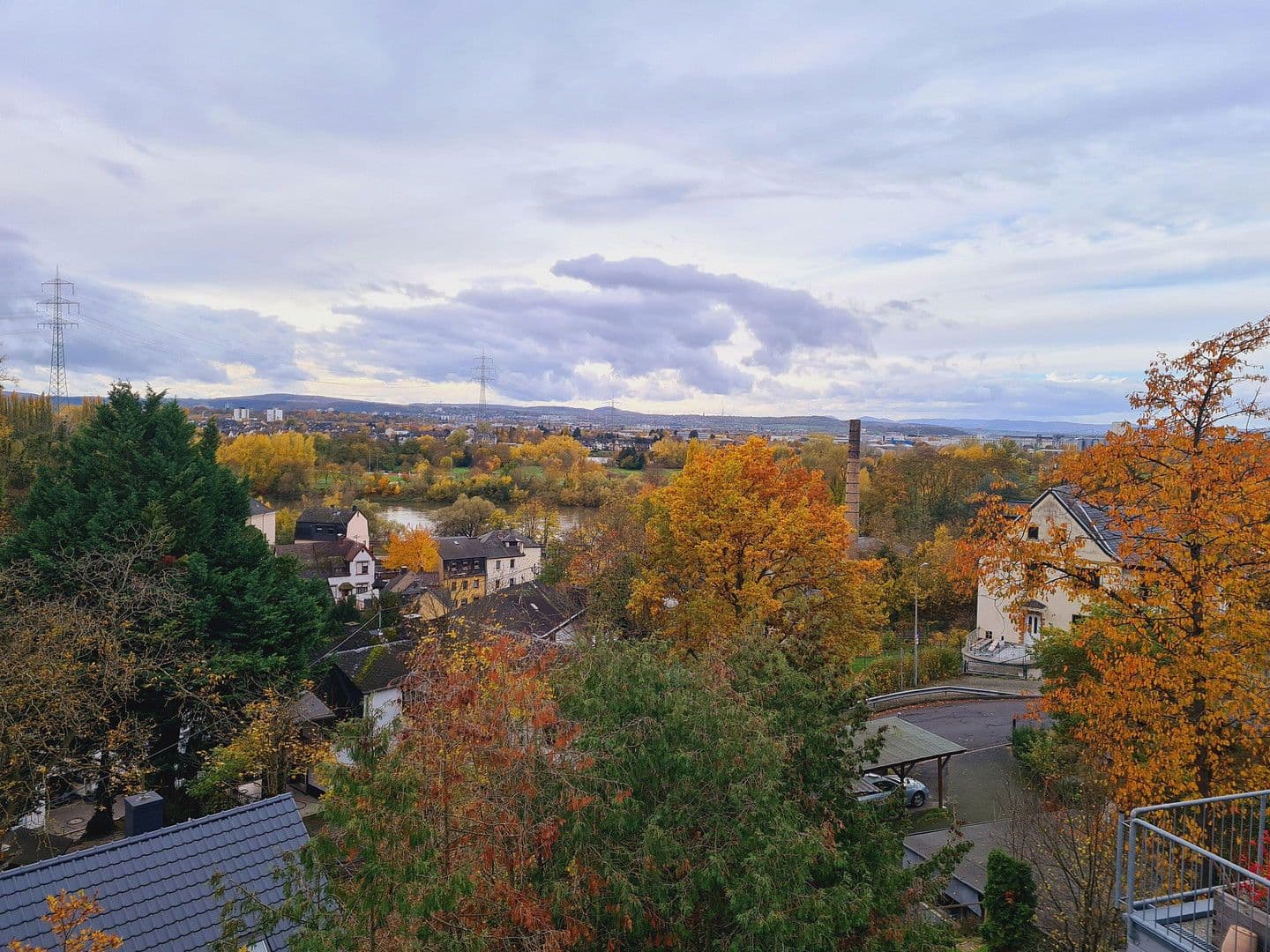 Prodej bytu 3+1 72 m², Vallendar, Porýní-Falc Prodej bytu 3+1 72 m², Vallendar, Porýní-Falc