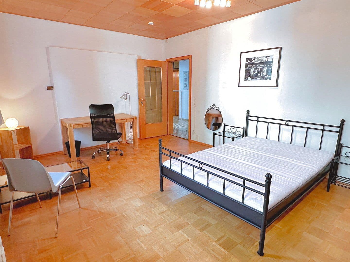 Pronájem bytu 3+1 88 m², Hebbelstraße 1, Stuttgart, Bádensko-Württembersko Pronájem bytu 3+1 88 m², Hebbelstraße 1, Stuttgart, Bádensko-Württembersko